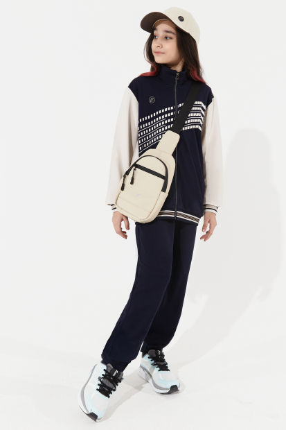 Костюм спортивный детский (бежевый/синий)