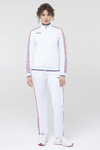 Костюм спортивный парадный женский